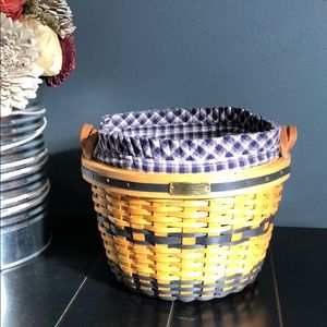 Longaberger 2002 Corn Basket